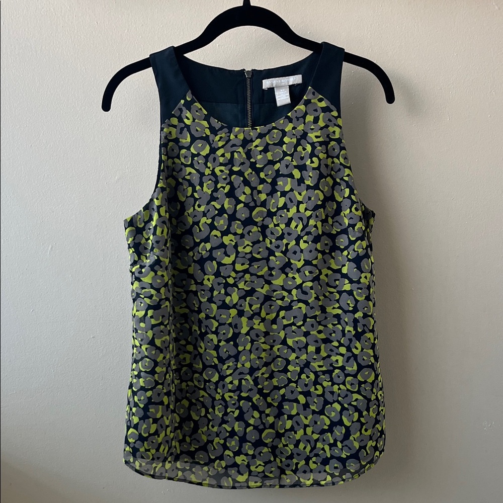 Banana Republic - Navy and Lime Pattern Animal Print Blouse - Size XS